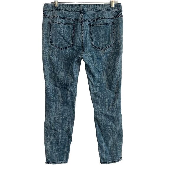 We the FREE PEOPLE Blue Feather Print Skinny Cropped Ankle Zip Jeans SZ 31 Boho - Picture 5 of 7
